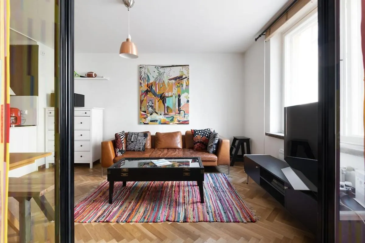 Great Location & Transport Connections With All Amenities 1-8 People Free Continental Breakfast Wifi Coffee &Tea Helsinki 0*,  Finland
