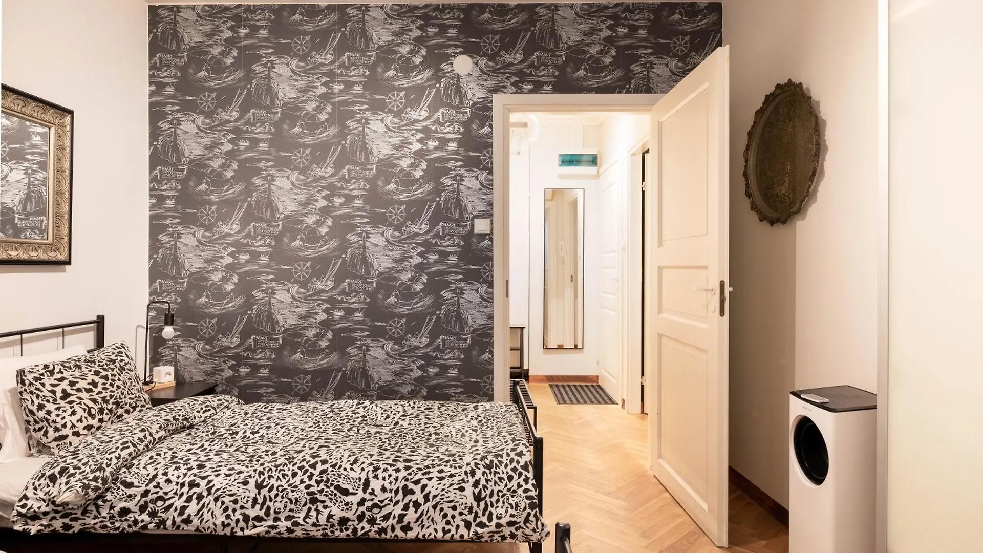 Great Location & Transport Connections With All Amenities 1-8 People Free Continental Breakfast Wifi Coffee &Tea Helsinki Finland